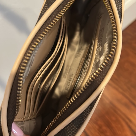 Michael Kors bag - Picture 4 of 4